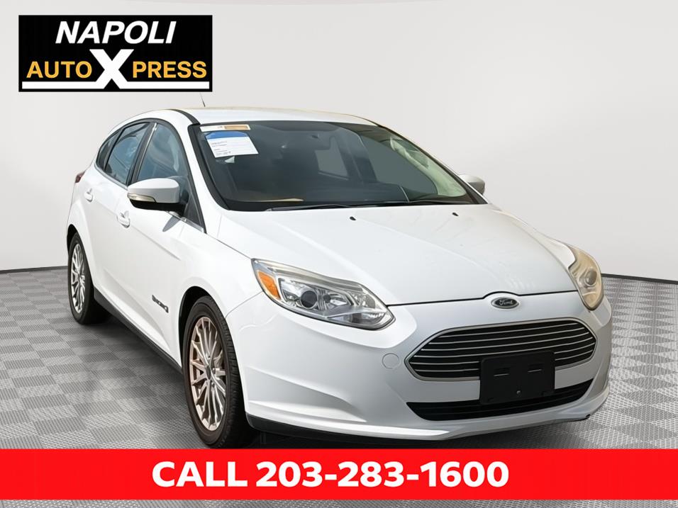 2016 Ford Focus 5 Door Hatch Electric's photo