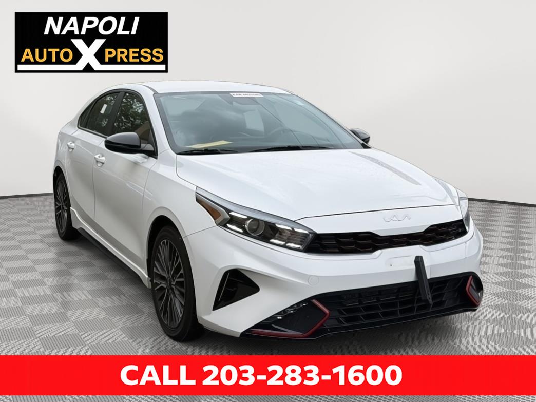 2023 Kia Forte GT-Line AT's photo