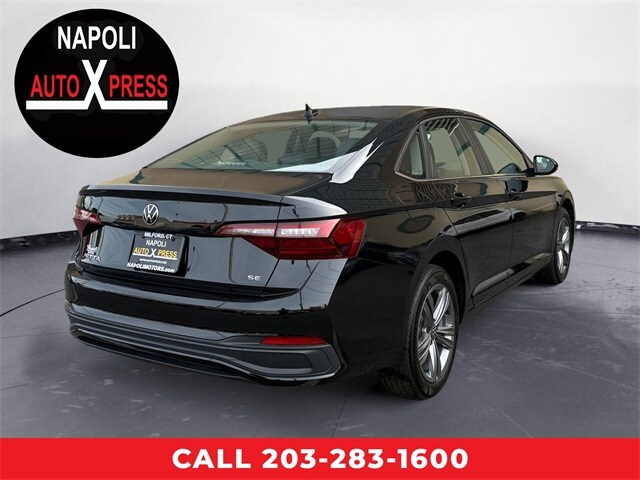 2024 Volkswagen Jetta 1.5T SE photo 3