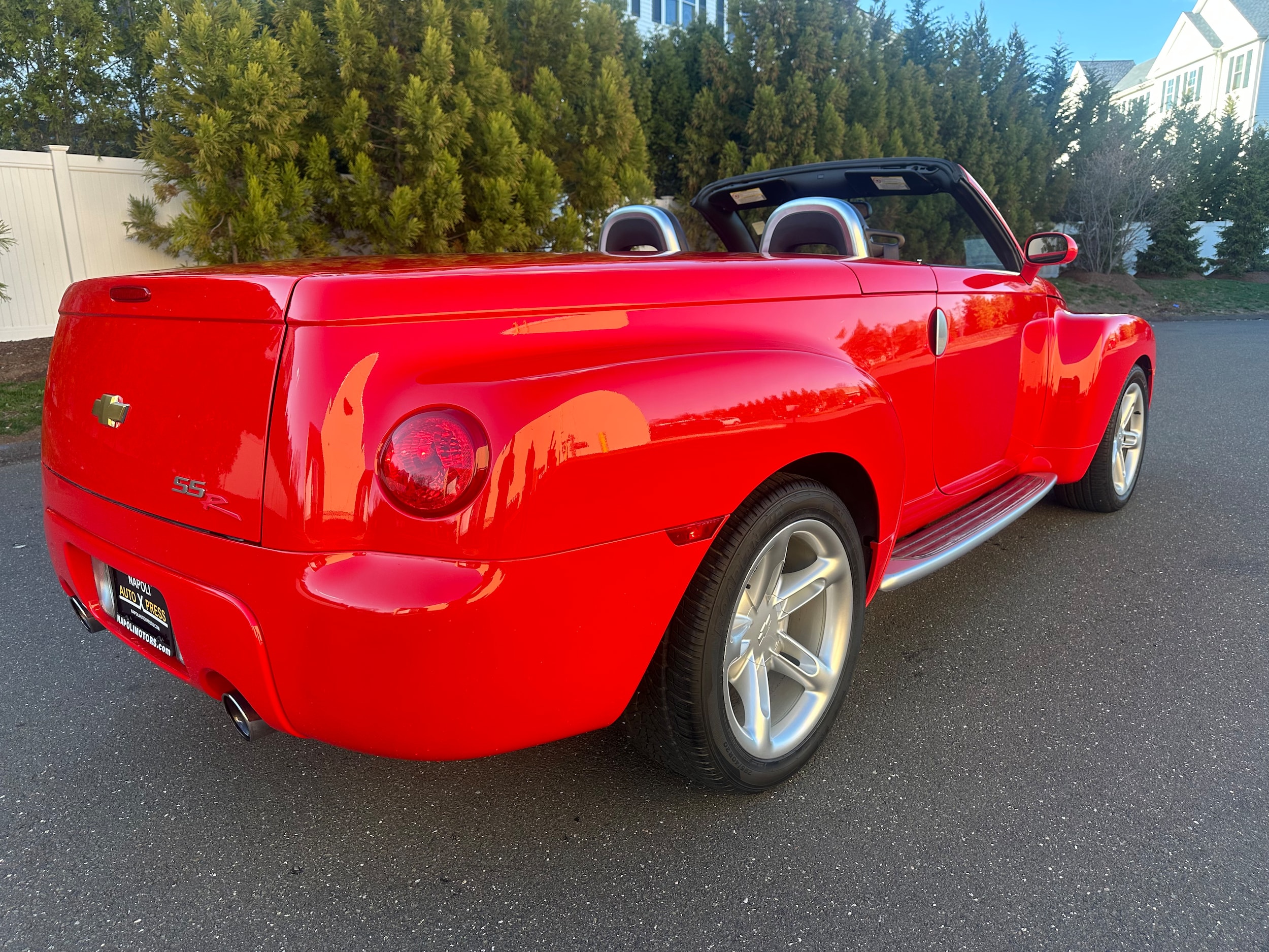 2004 Chevrolet SSR LS