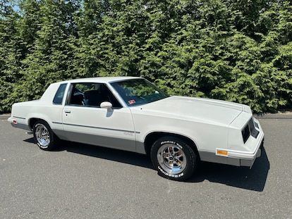85 Oldsmobile 442 85 Cutlass Supreme Brougham Used 1985 Oldsmobile