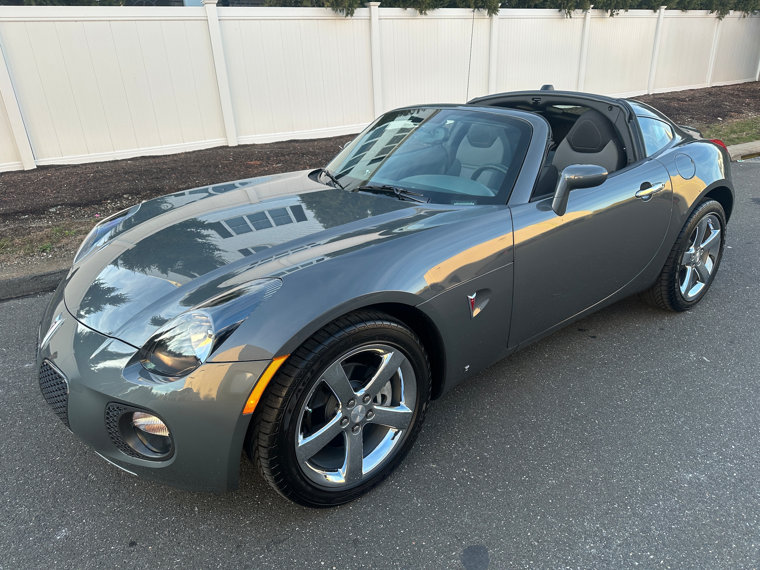 2009 Pontiac Solstice GXP's photo