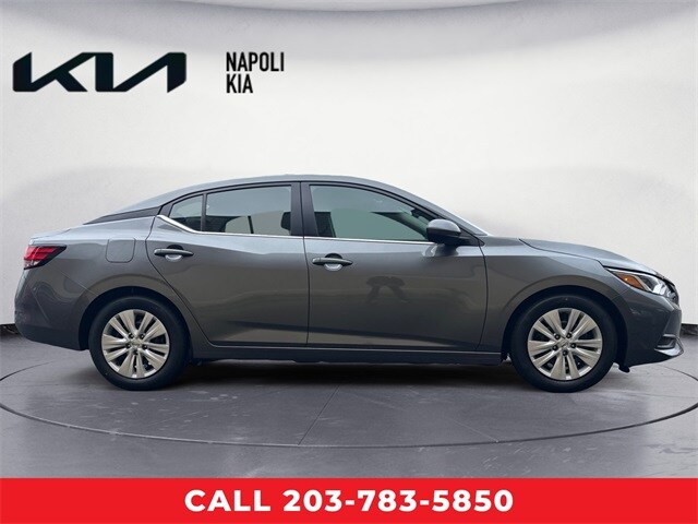2023 Nissan Sentra S photo 2
