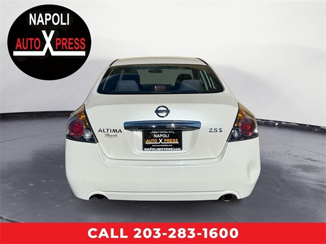 2011 Nissan Altima 2.5 S photo 3