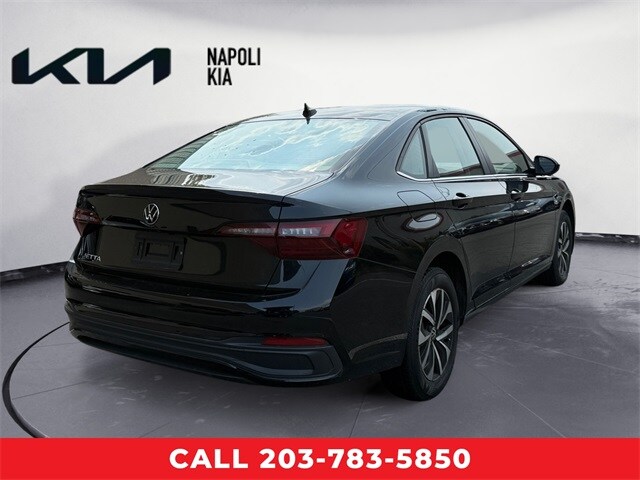 2023 Volkswagen Jetta 1.5T S photo 3