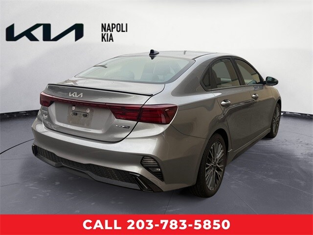 2023 Kia Forte GT-Line photo 3