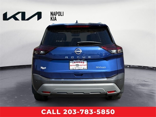 2022 Nissan Rogue SV photo 4