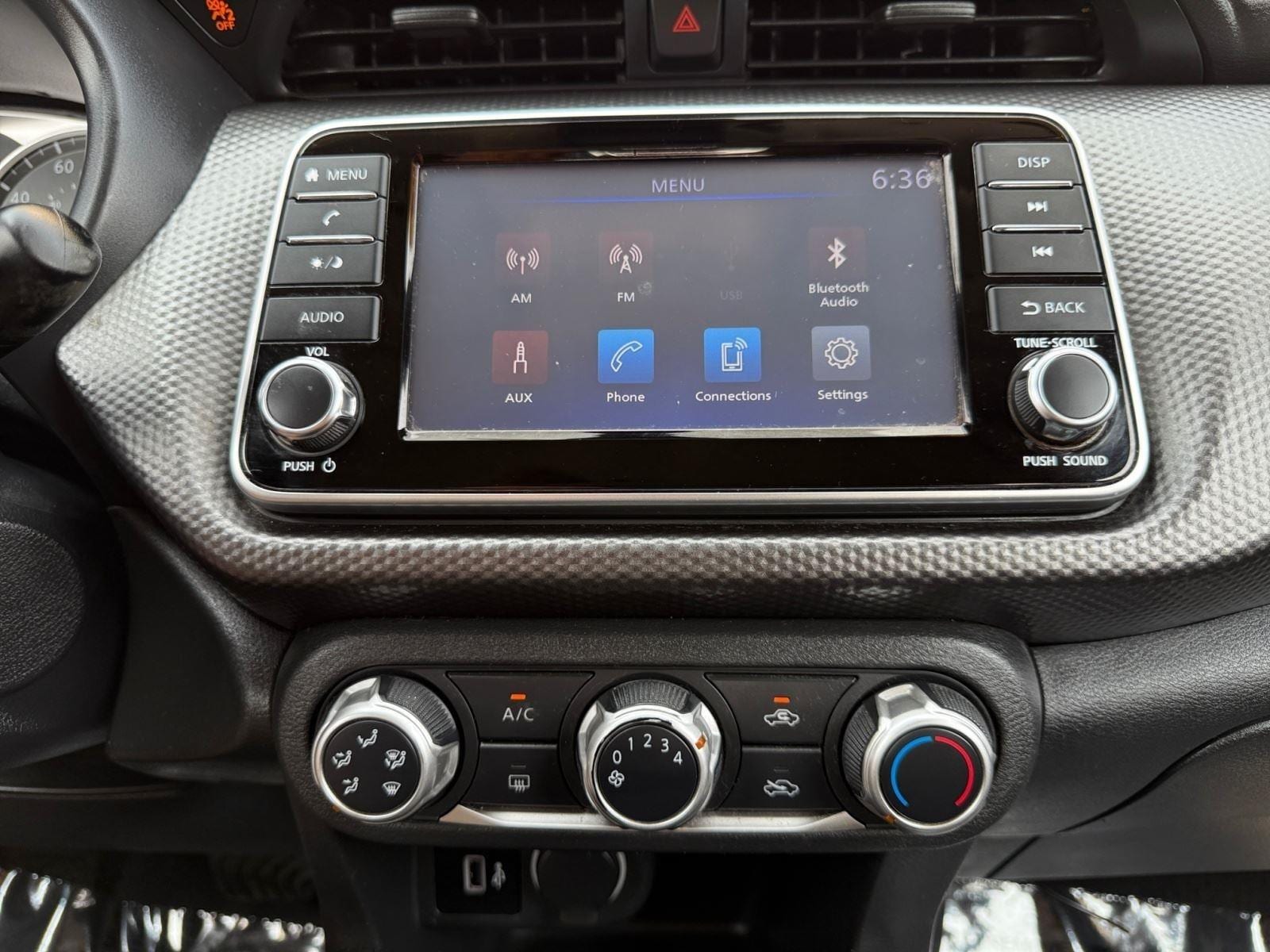 2020 Nissan Kicks S - Photo 18