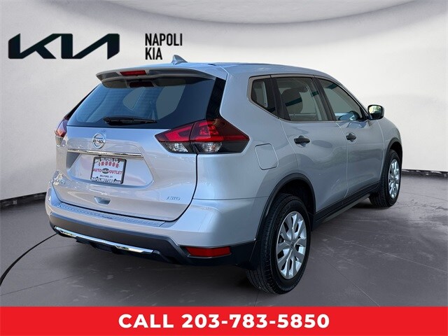 2020 Nissan Rogue S photo 3