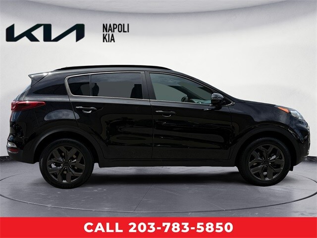 2022 Kia Sportage Nightfall Edition photo 2