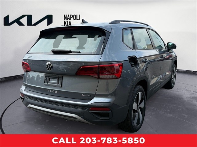 2024 Volkswagen Taos S photo 3
