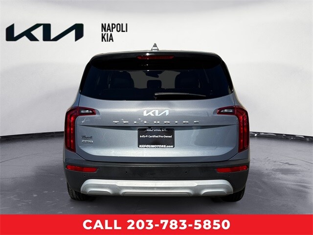 2022 Kia Telluride LX photo 4