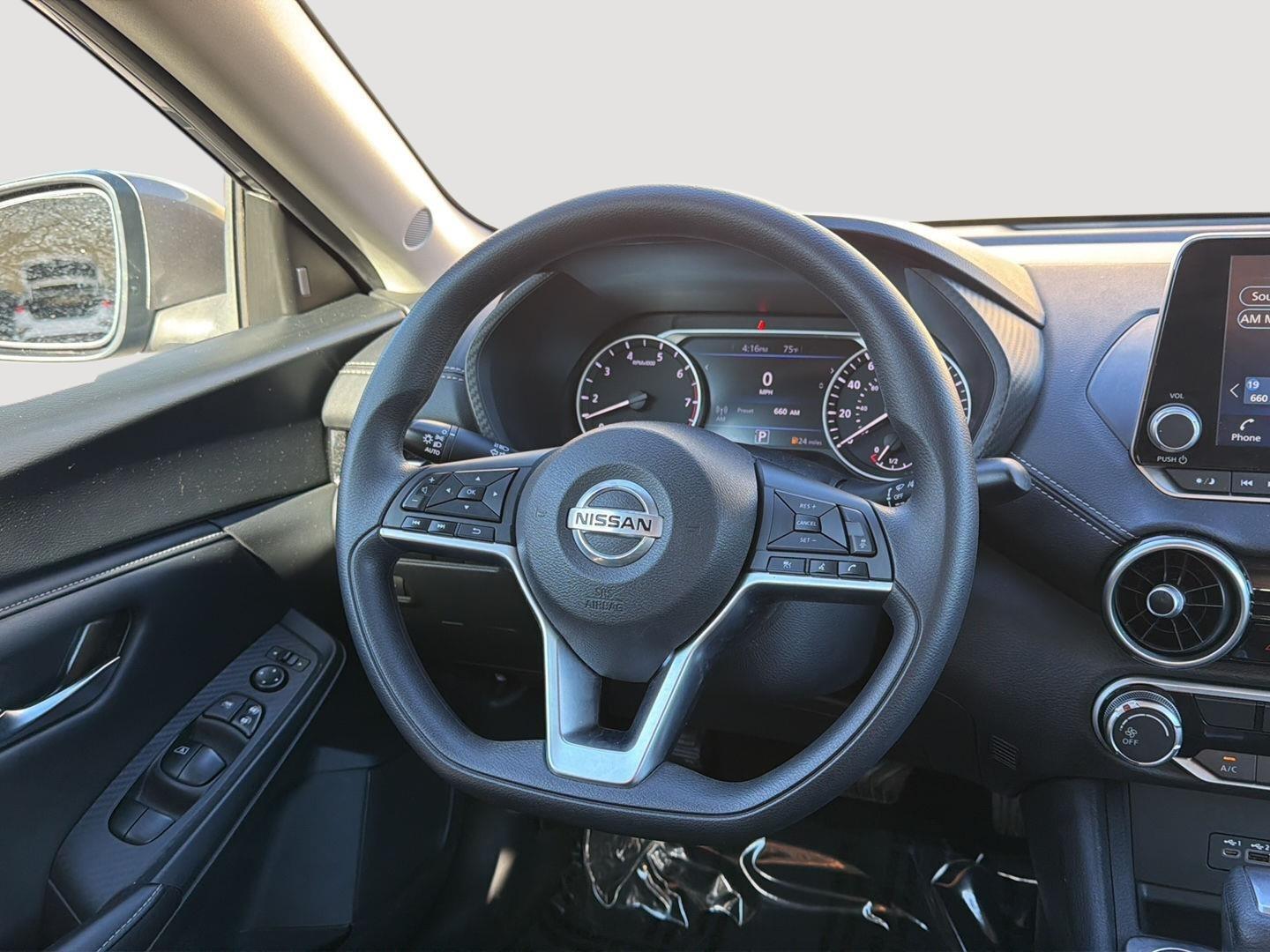 2023 Nissan Sentra SV - Photo 12