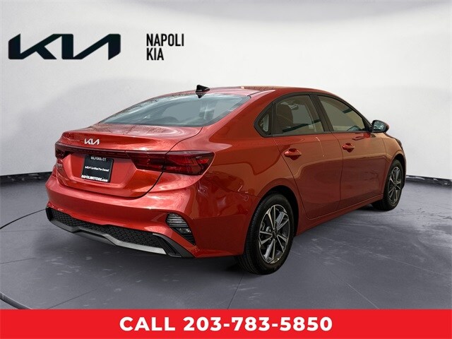2024 Kia Forte LXS photo 3