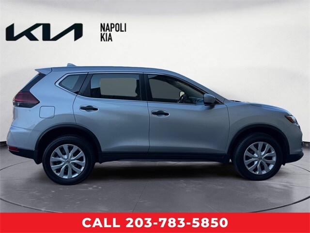2020 Nissan Rogue S photo 2