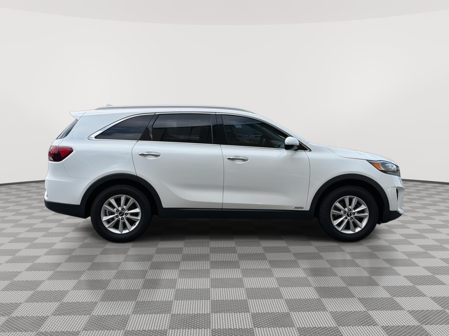 Used 2019 Kia Sorento LX with VIN 5XYPGDA30KG543145 for sale in Milford, CT
