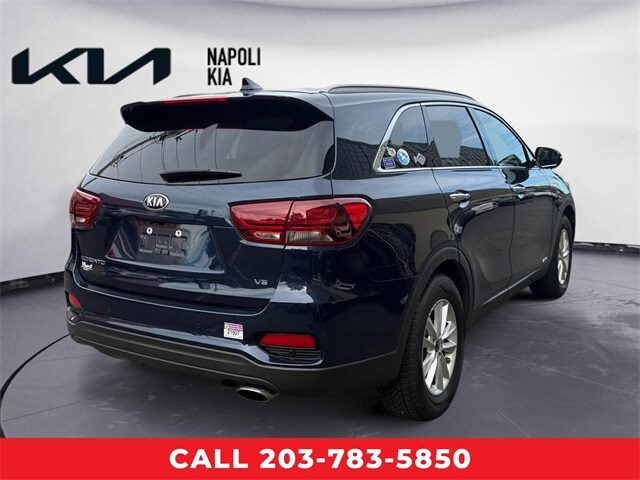 2019 Kia Sorento LX photo 3