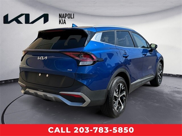 2023 Kia Sportage EX photo 3