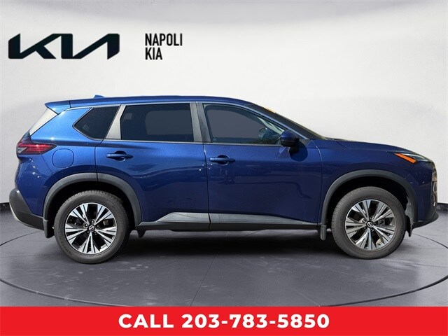 2023 Nissan Rogue SV photo 2