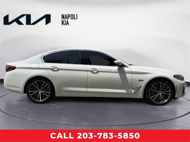 2023 Bmw 530e xDrive photo 2
