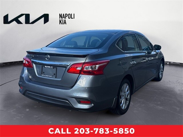 2019 Nissan Sentra S photo 3