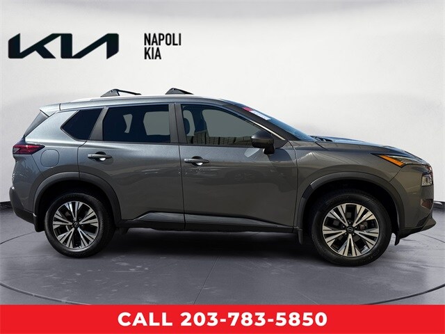 2023 Nissan Rogue SV photo 2