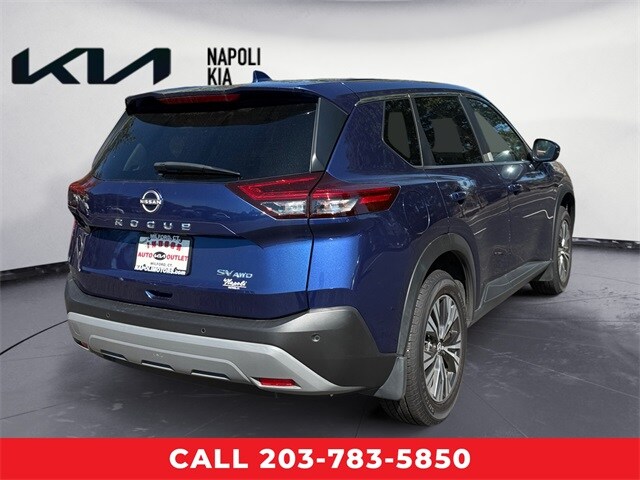 2023 Nissan Rogue SV photo 3