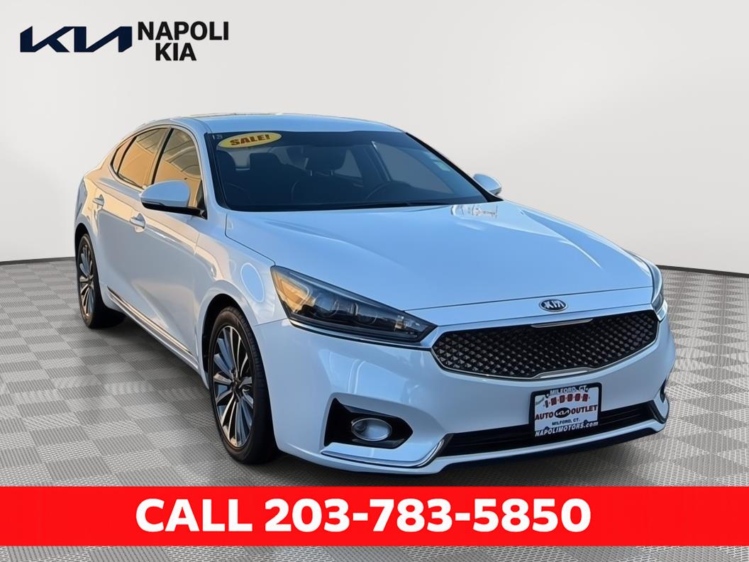 2018 Kia Cadenza Premium's photo