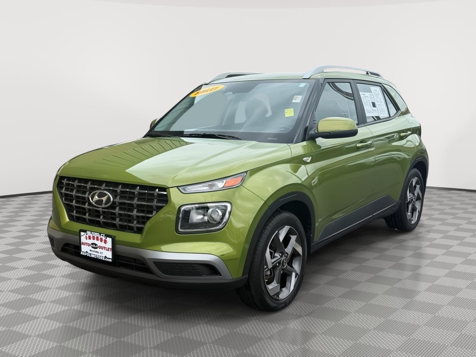 2023 Hyundai Venue SEL - Photo 7