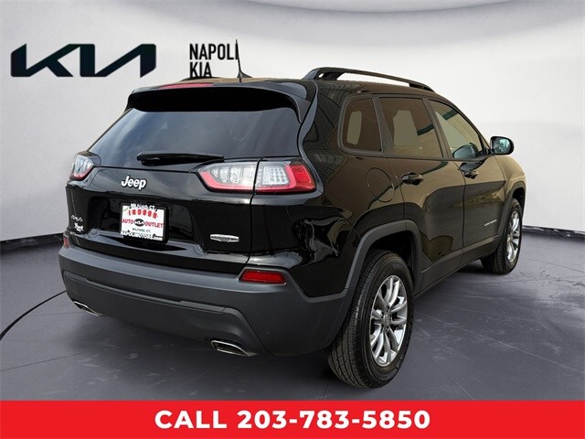 2022 Jeep Cherokee Latitude Lux photo 2