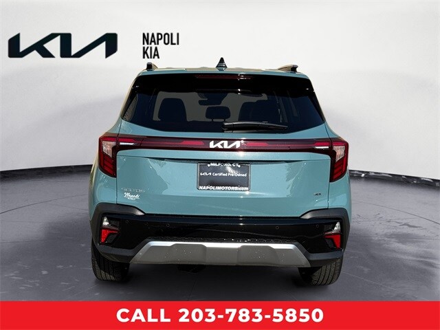 2025 Kia Seltos EX photo 3
