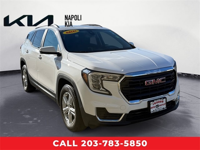 2022 GMC Terrain SLE's photo