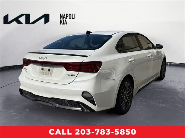 2023 Kia Forte GT-Line photo 3
