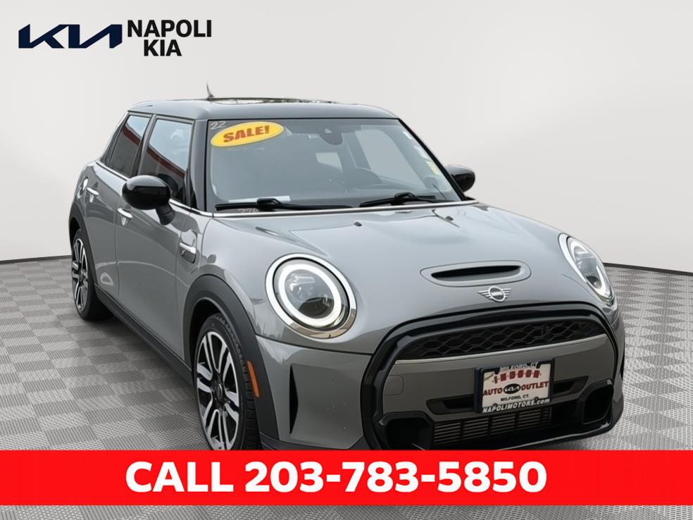 2022 MINI Hardtop Cooper S's photo