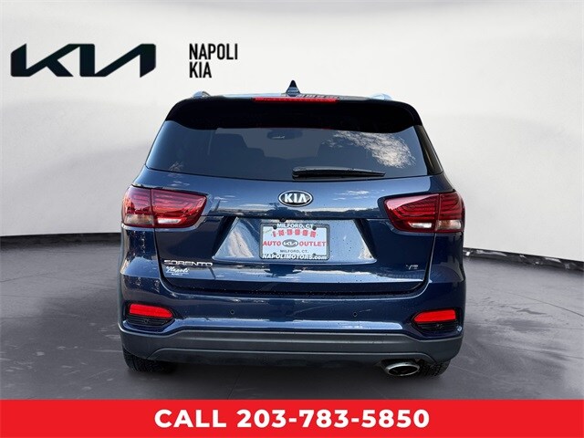 2019 Kia Sorento LX photo 4