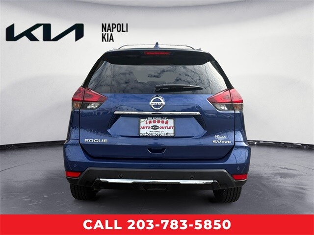 2020 Nissan Rogue SV photo 4