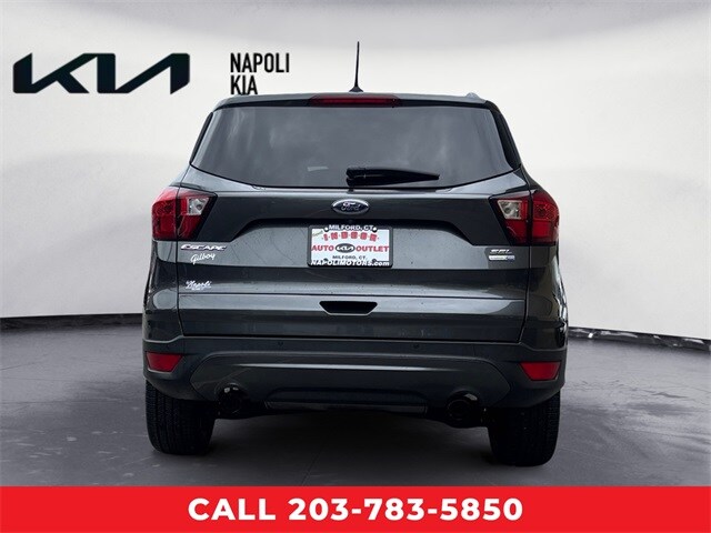 2019 Ford Escape SEL photo 4
