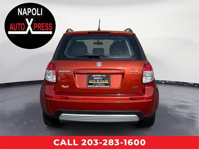 2011 Suzuki SX4 photo 4