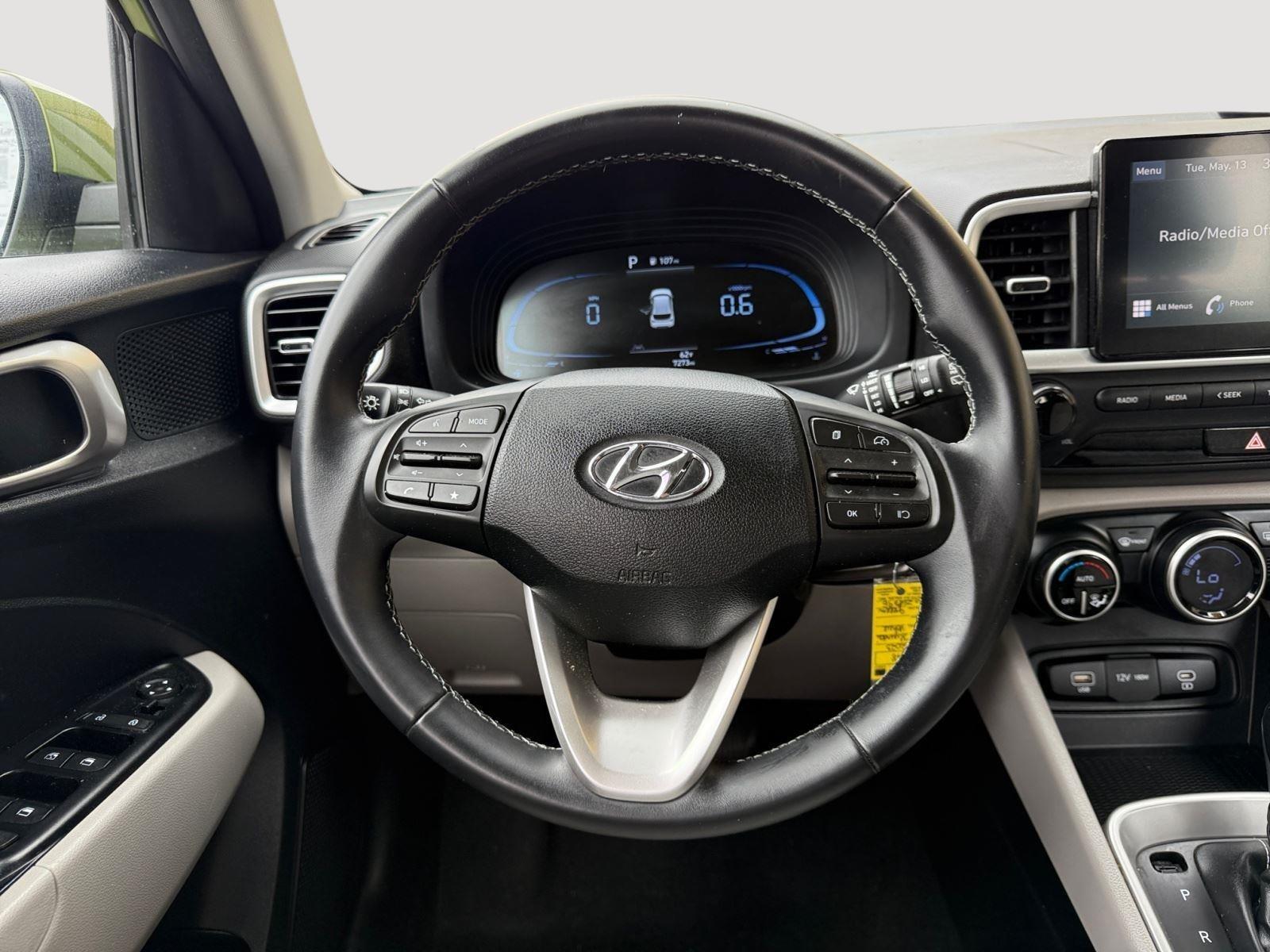 2023 Hyundai Venue SEL - Photo 12