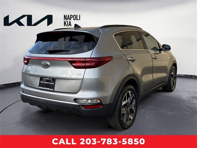 2022 Kia Sportage EX photo 3