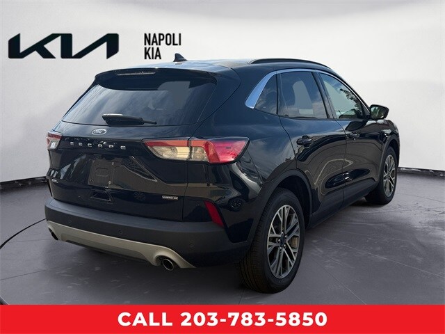 2021 Ford Escape SEL Hybrid photo 3