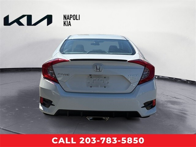 2019 Honda Civic Sport photo 4