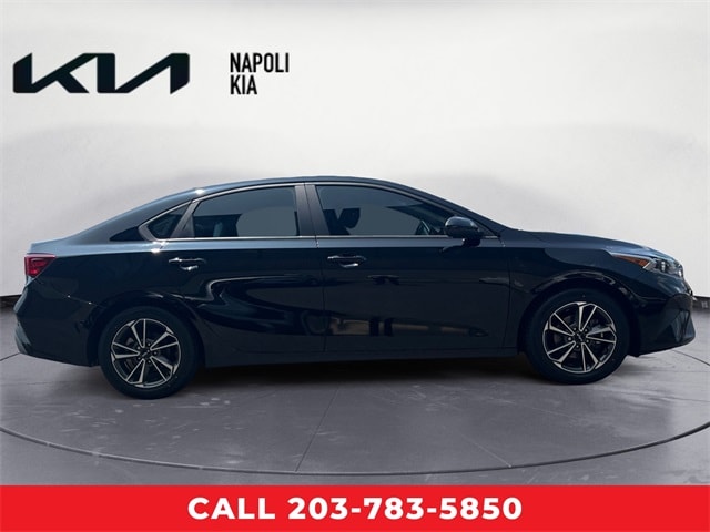 Used 2022 Kia FORTE LXS with VIN 3KPF24AD0NE461985 for sale in Milford, CT