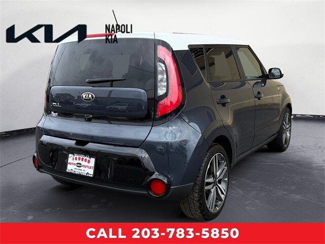 2016 Kia Soul Exclaim photo 2