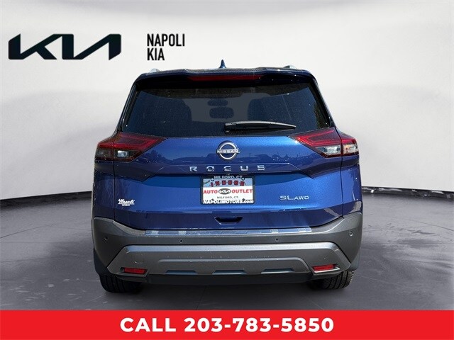 2023 Nissan Rogue SL photo 4