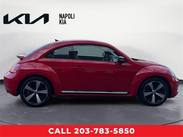 2012 Volkswagen Beetle Turbo photo 2