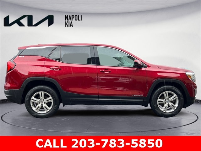 Used 2020 GMC Terrain SLE with VIN 3GKALTEV0LL216153 for sale in Milford, CT