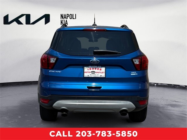 2019 Ford Escape SEL photo 4