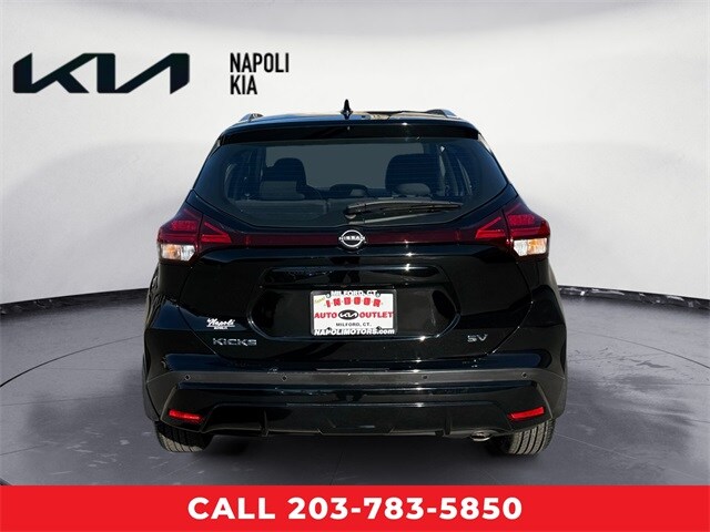 2023 Nissan Kicks SV photo 4