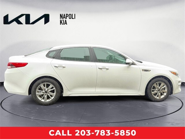 2018 Kia Optima LX photo 2